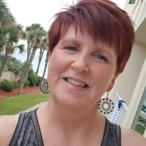 Meet your Posher, Denise